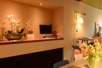 hotel the neighbours magnolia