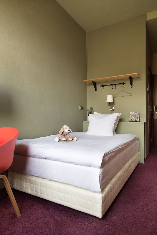 hotel the neighbours magnolia