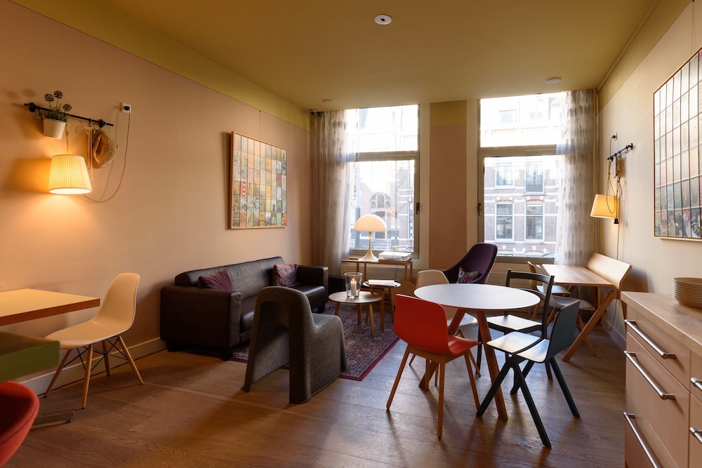 hotel the neighbours magnolia