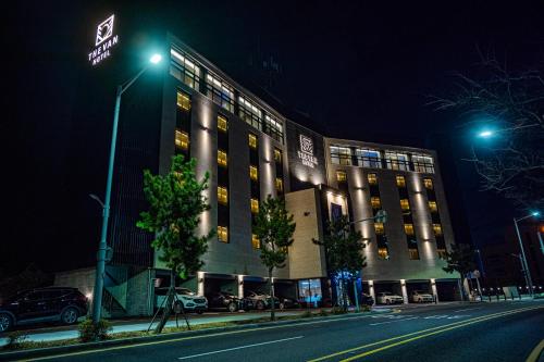 the van hotel ulsan
