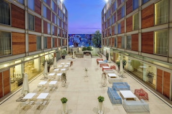 doubletree by hilton milan