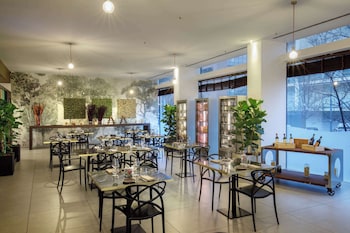 doubletree by hilton milan
