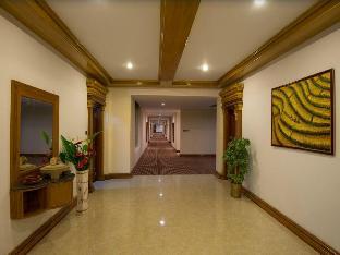 su tine san royal palace hotel