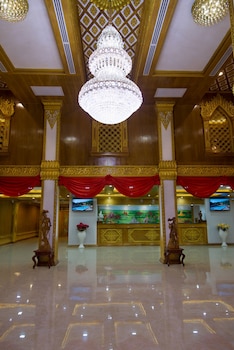 su tine san royal palace hotel