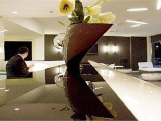 home club suite hotel