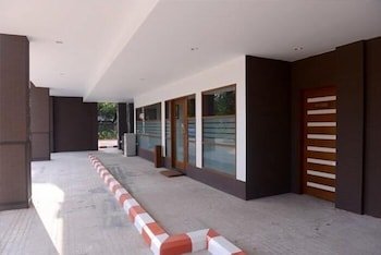 green paradise hotel