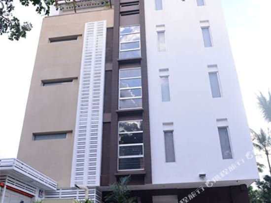 green paradise hotel