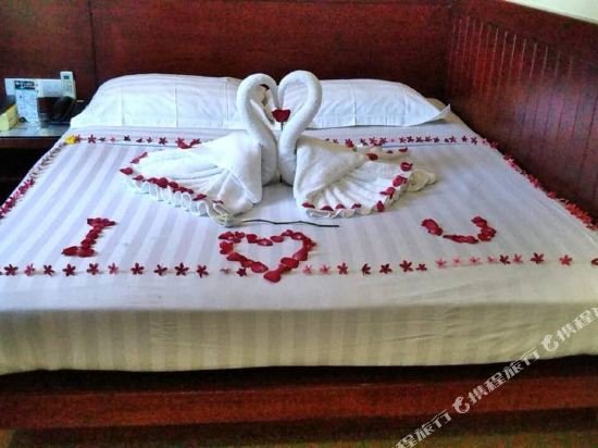 green paradise hotel