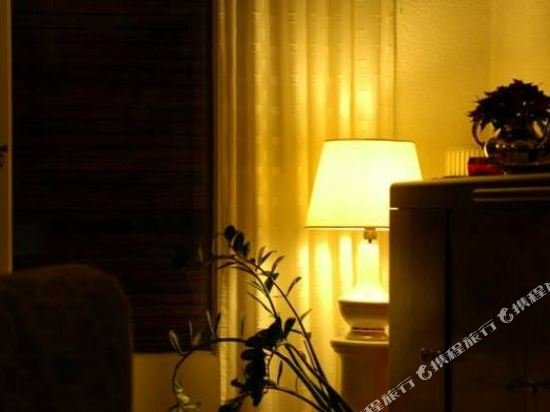 green paradise hotel