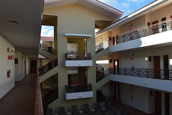 concierge plaza la villa