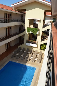 concierge plaza la villa