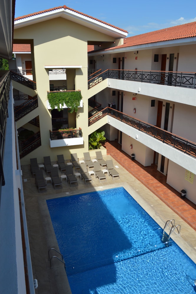 concierge plaza la villa