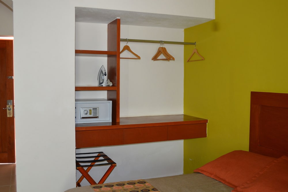 concierge plaza la villa