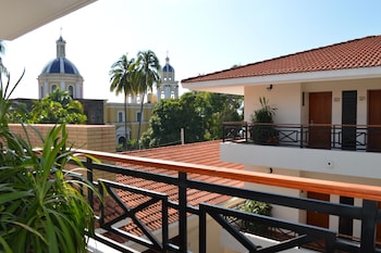 concierge plaza la villa