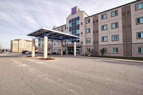 Motel 6 London, On - Ontario,Ingersoll>>Central Elgin,2 star