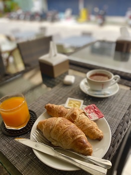 the little moon residence