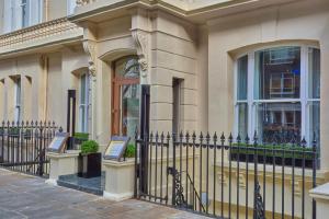 norfolk towers paddington hotel