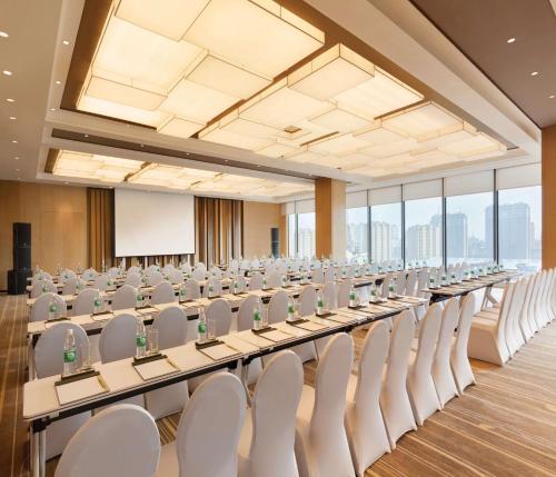 hilton garden inn dandong