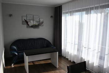 Hotel Opera,Tarnowskie Gory>>Czestochowa,3 star