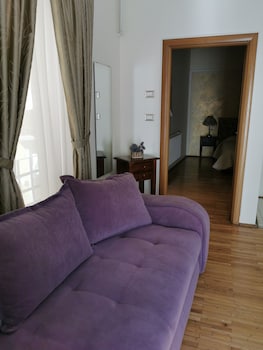 Prince Residence Apartments,Sector 4>>Bucharest,3 star