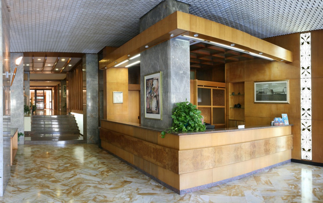 hotel plaza