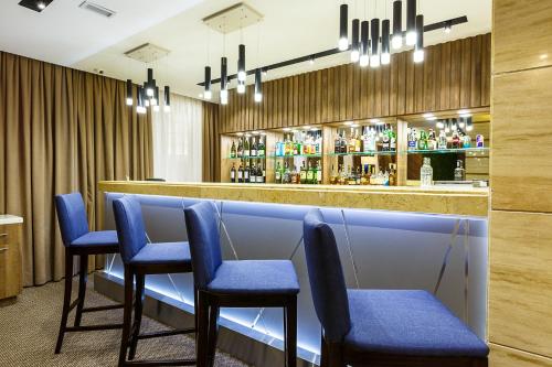renion hills hotel
