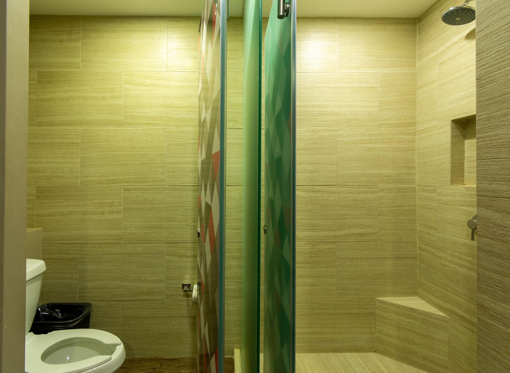 hotel glow point mulza