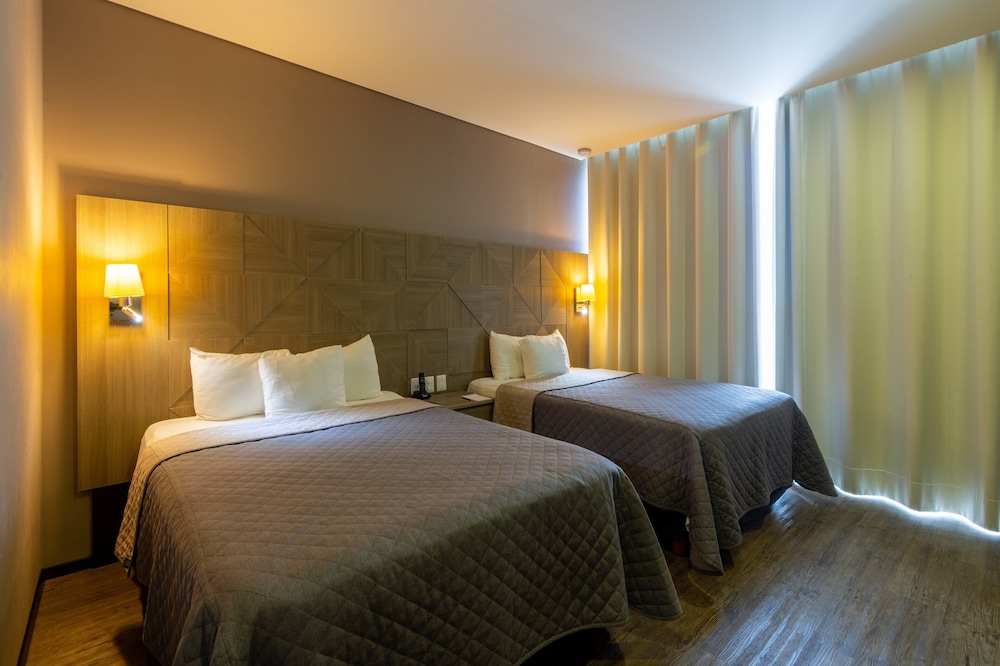 hotel glow point mulza