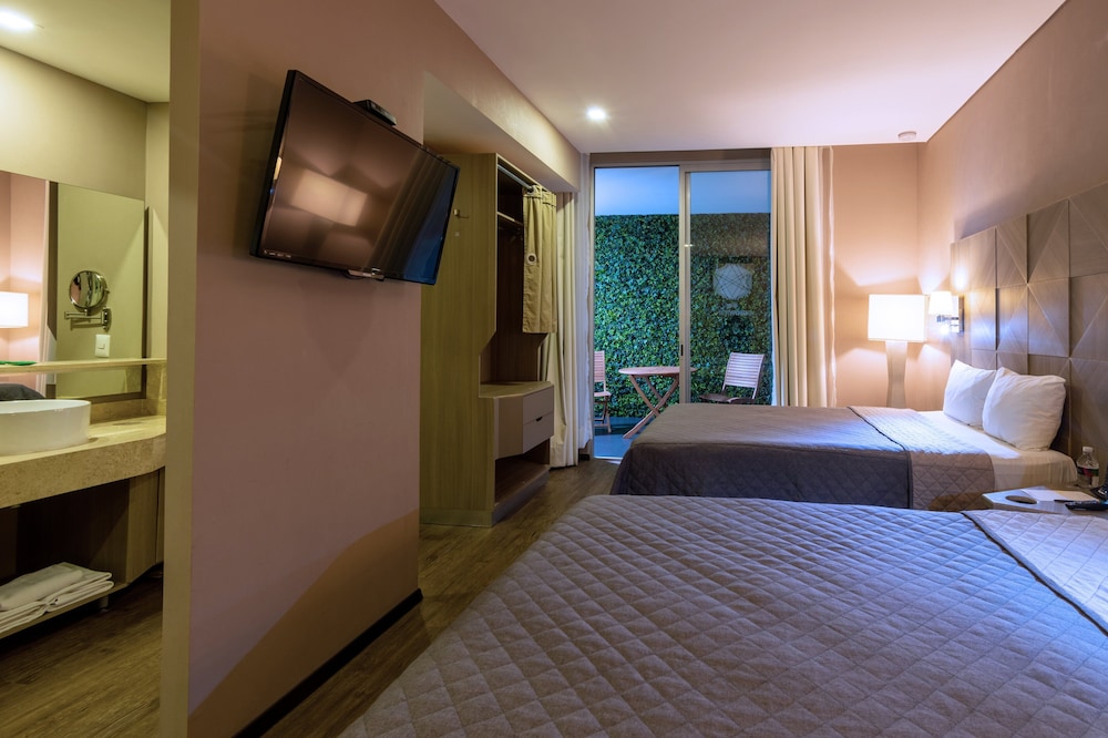 hotel glow point mulza