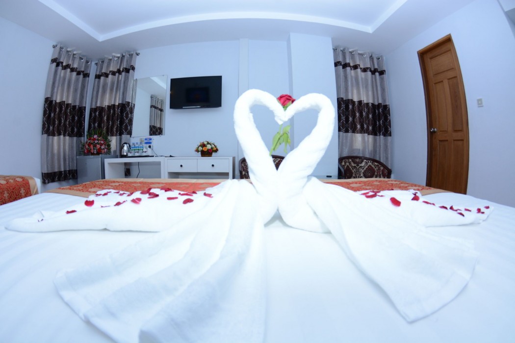 kaung myint hotel