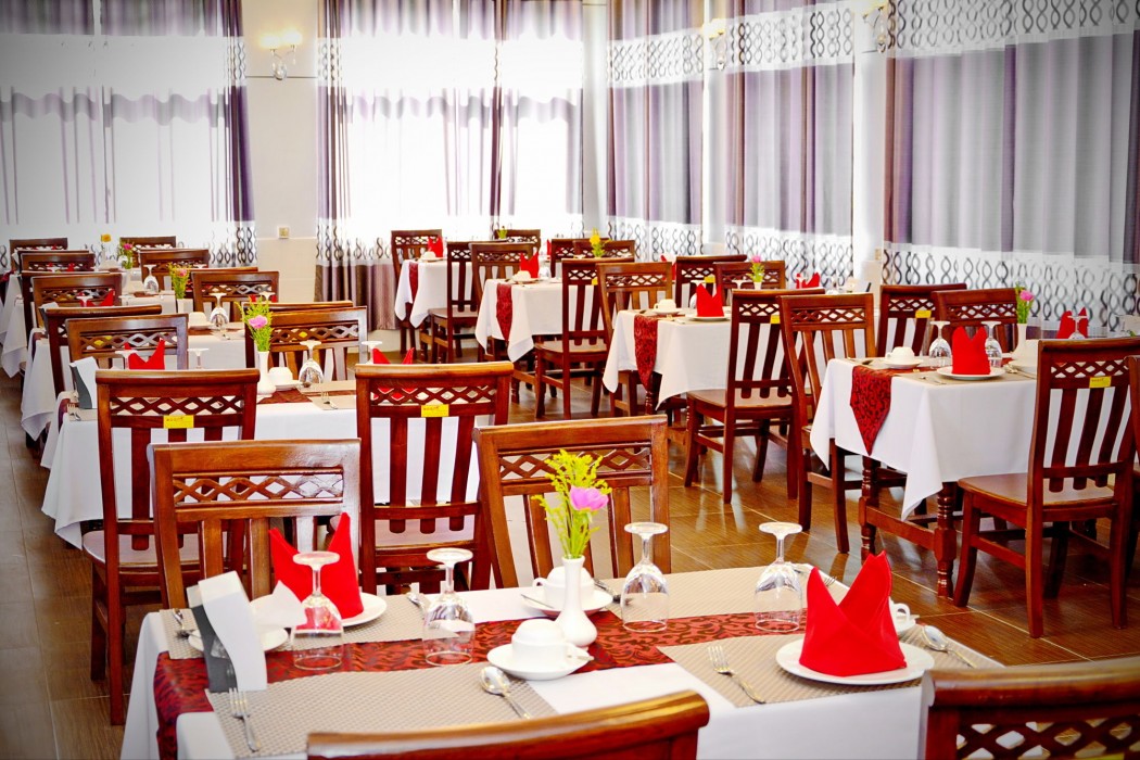 kaung myint hotel