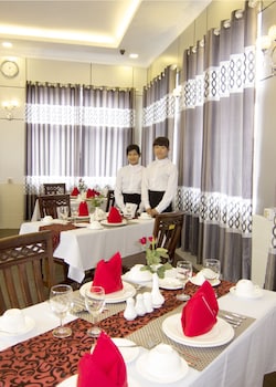 kaung myint hotel