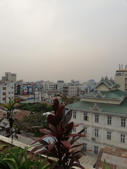 kaung myint hotel