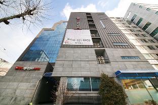Suwon Easy Residence Hotel,Near Gyeonggi Arts Center,3 star