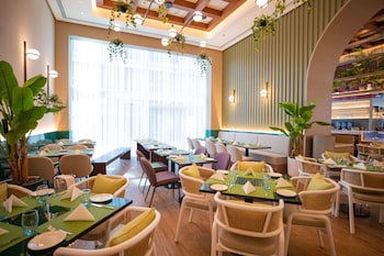 four points by sheraton sheikh zayed road dubai