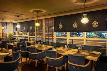 four points by sheraton sheikh zayed road dubai