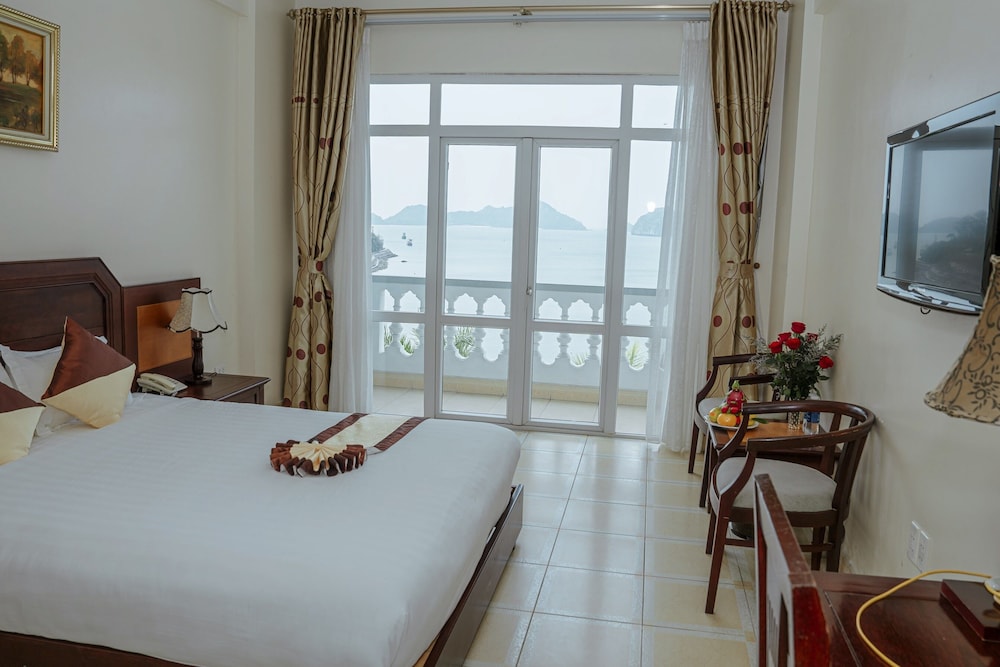 hung long harbour hotel