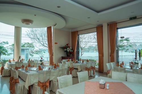 hung long harbour hotel