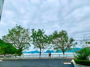 hung long harbour hotel