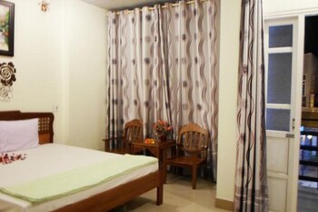 lucky house hotel
