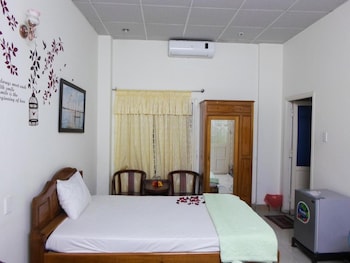 lucky house hotel