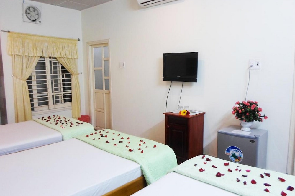 lucky house hotel