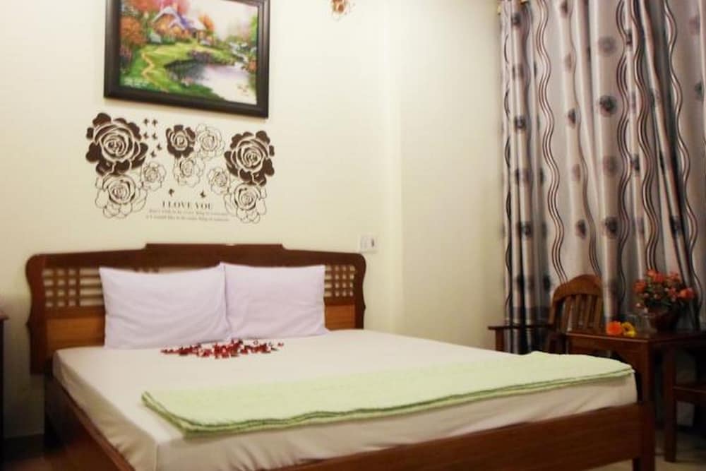 lucky house hotel