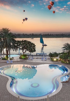 Hotel-Img