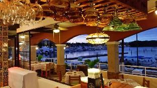 marina banderas suites