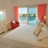marina banderas suites