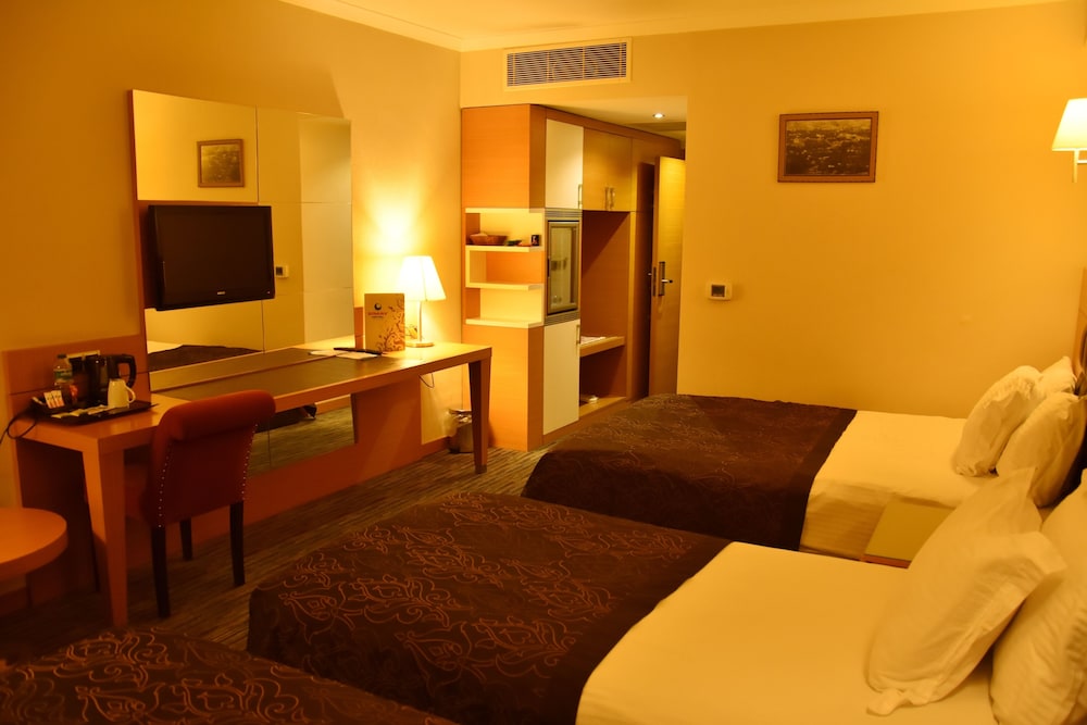 grand simay hotel