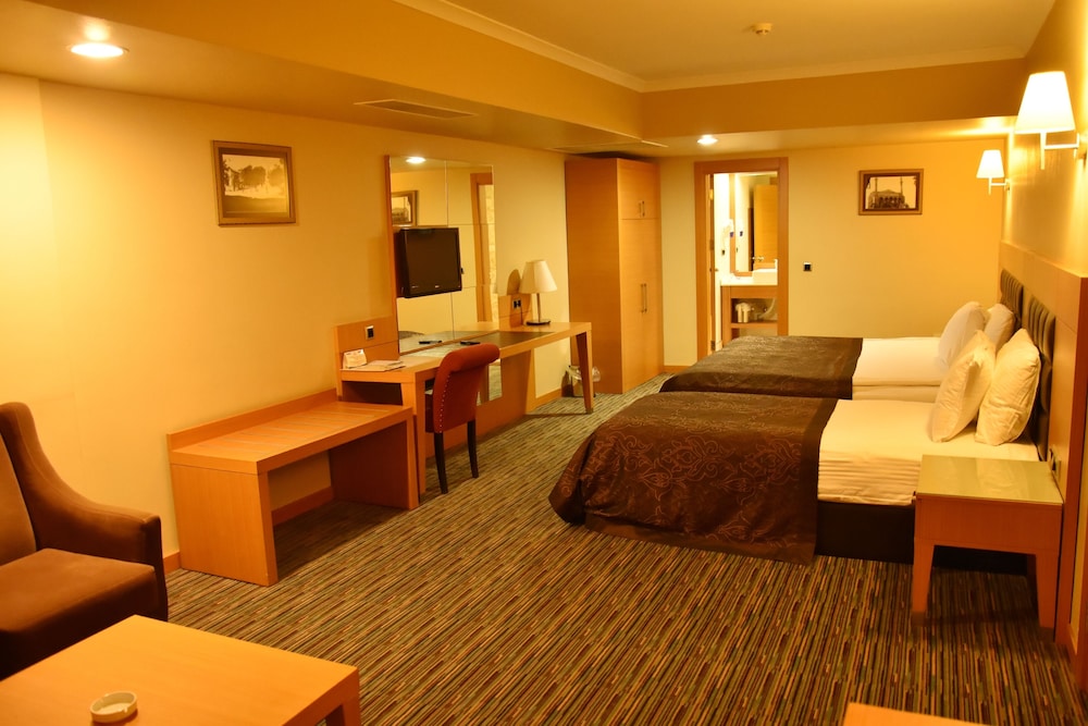 grand simay hotel