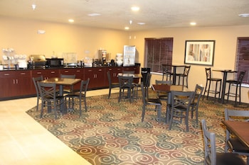 castle rock inn and suites