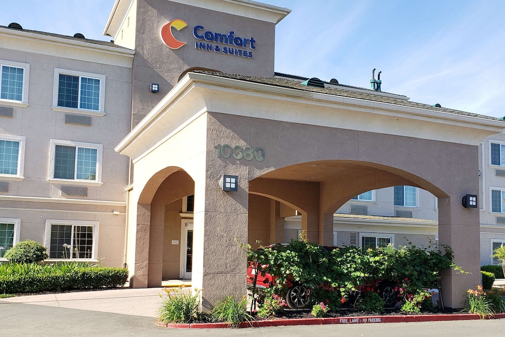 comfort inn and suites galt lodi north